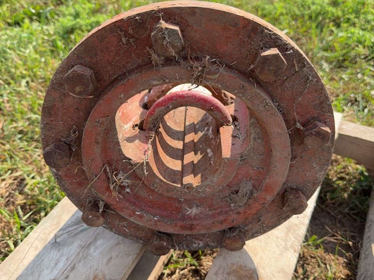 9-bolt-dual-hub-image-3