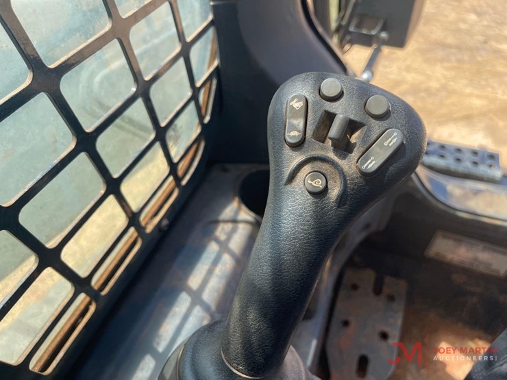2023-bobcat-t76-image-22