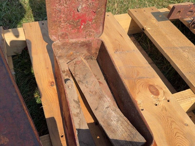 (4)-toolboxes-image-11