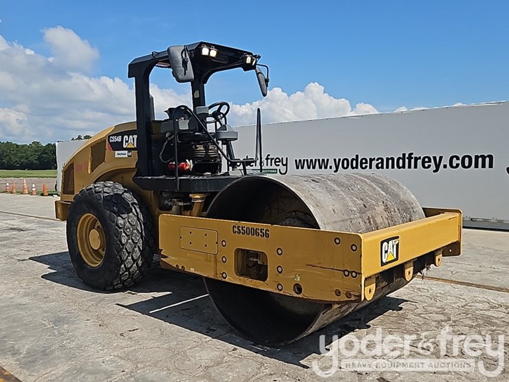 2018-caterpillar-cs54b-image-7