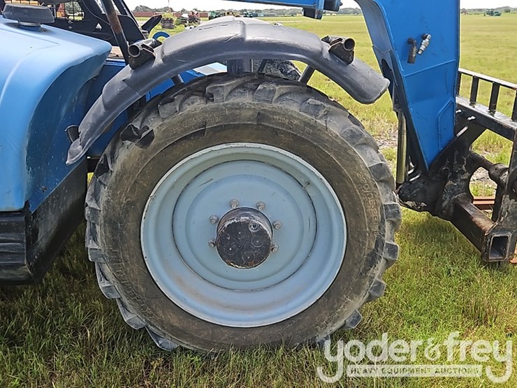 2015-genie-gth844-image-10
