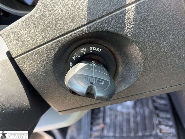 2008-dodge-grand-caravan-se-image-9