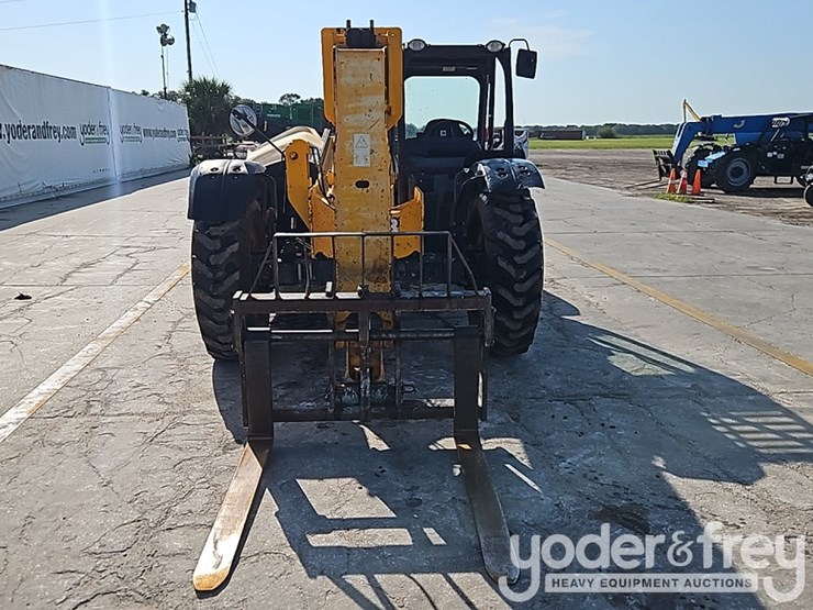 2017-jcb-507-42-image-14
