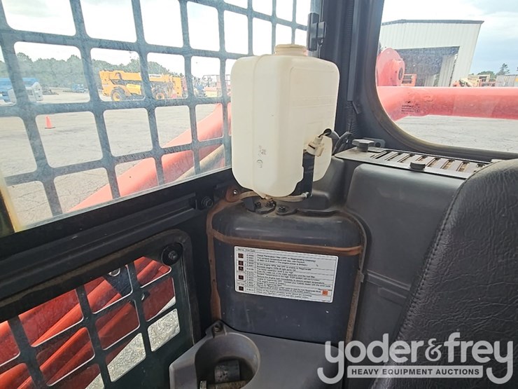 2023-kubota-svl75-2-image-35