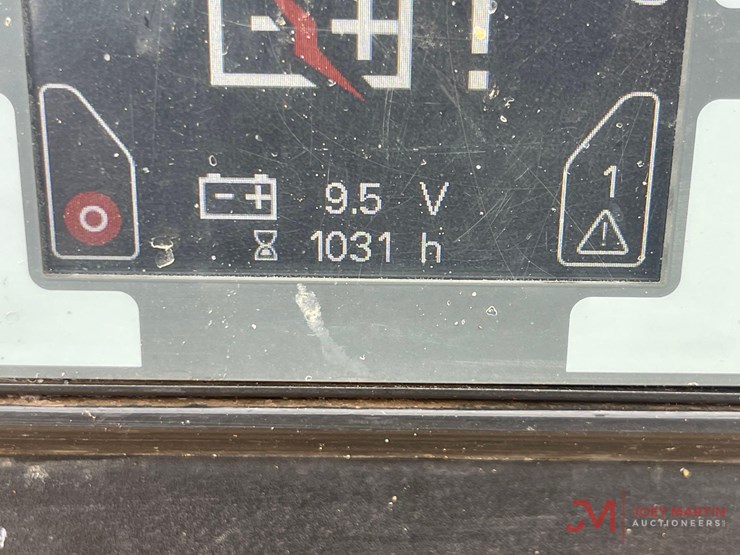 2022-cp-cps185-100-towable-air-compressor-image-15