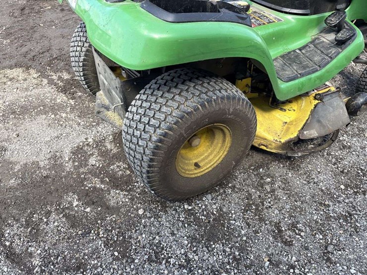 john-deere-x300-image-7