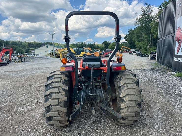2019-kubota-l4701-image-5