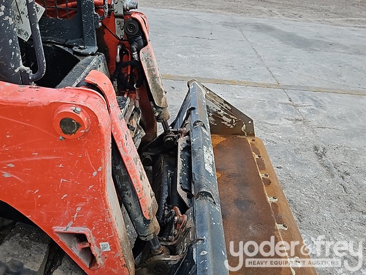 2023-kubota-svl97-2-image-13