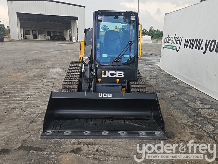 2026-jcb-215t-image-8