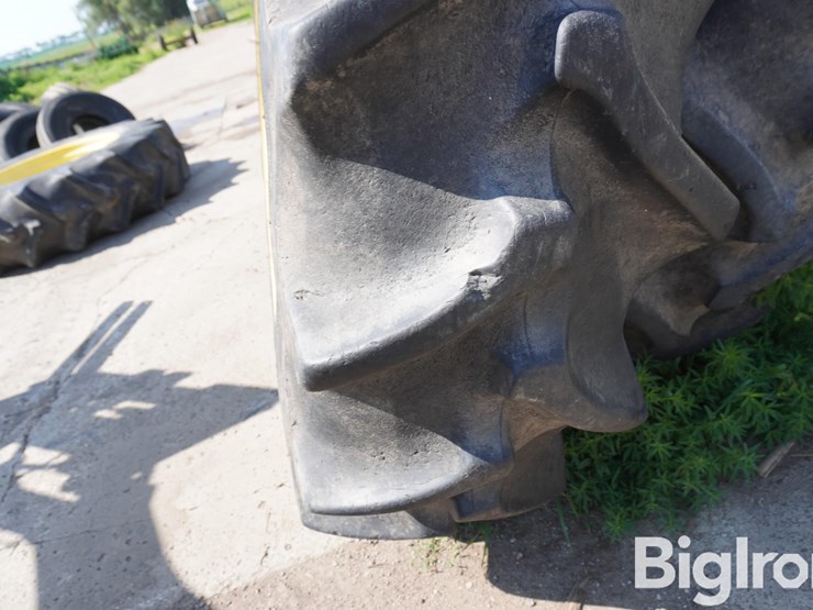 20.8r42-tires-&-rims-image-12