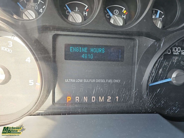 2013-ford-f550-image-23
