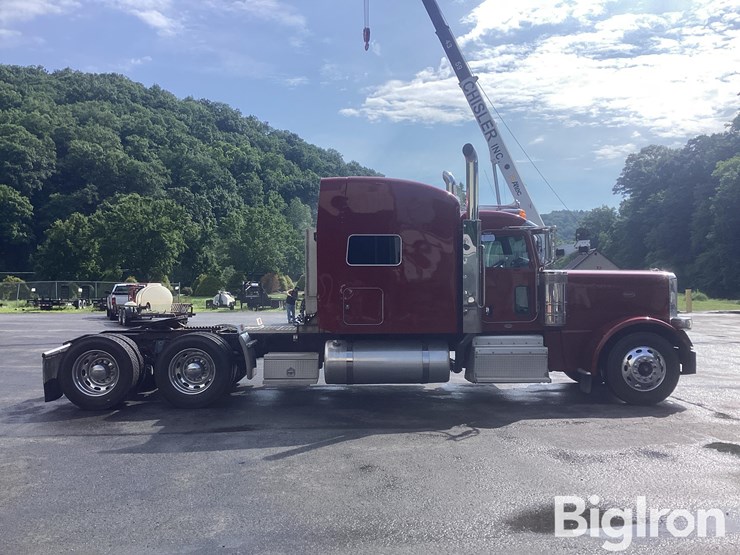 2014-peterbilt-389-image-4