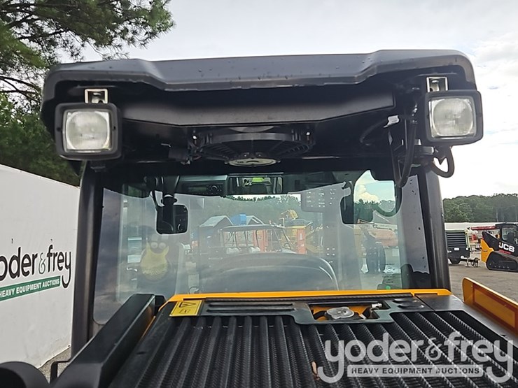 2026-jcb-215t-image-19
