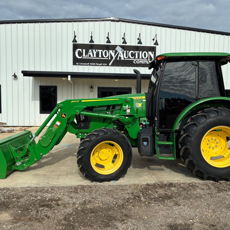 JOHN DEERE 5090E