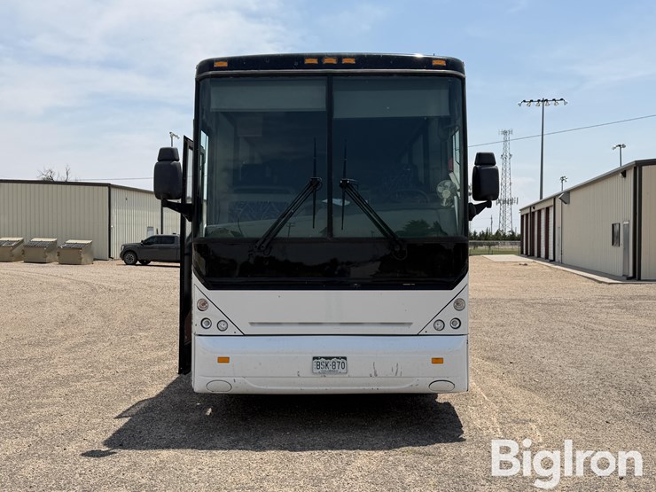 2007-vanhool-c2045-image-2