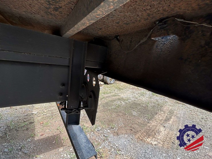 2015-freightliner-m2-t/a-flatbed-truck-image-28
