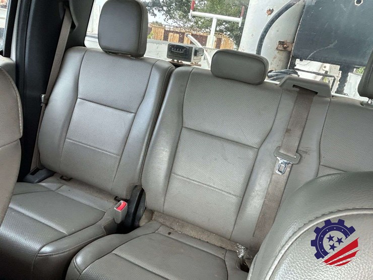 2017-ford-f550-image-58
