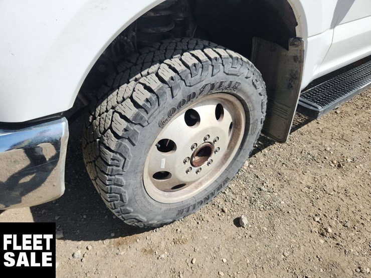 2020-ford-f350-image-10