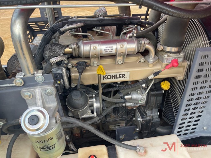 2022-cp-cps185-100-towable-air-compressor-image-11