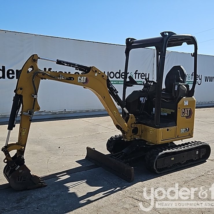 2023 CATERPILLAR 301.7CR