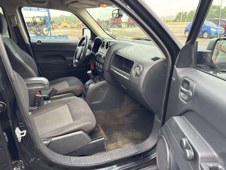 2017-jeep-patriot-image-14
