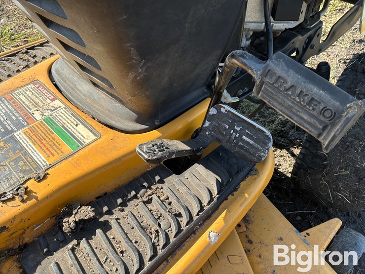 cub-cadet-gt1554-image-14