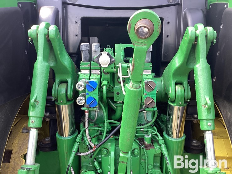 2017-john-deere-6150r-image-17