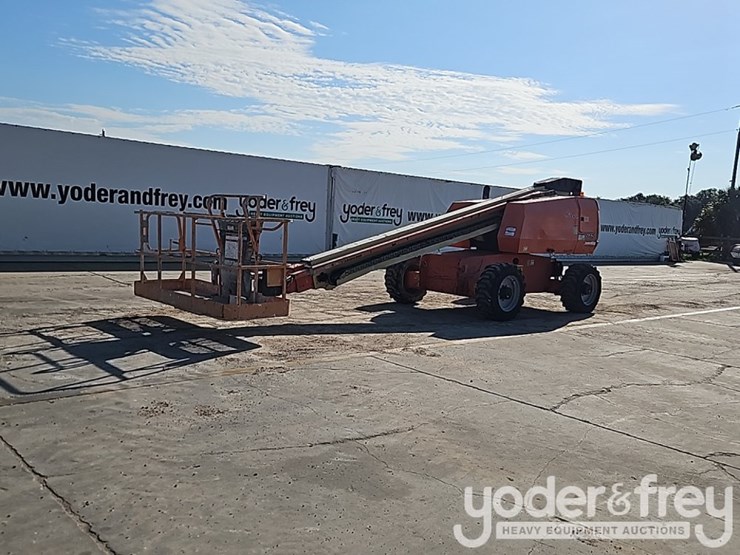 2016-jlg-600s-image-2