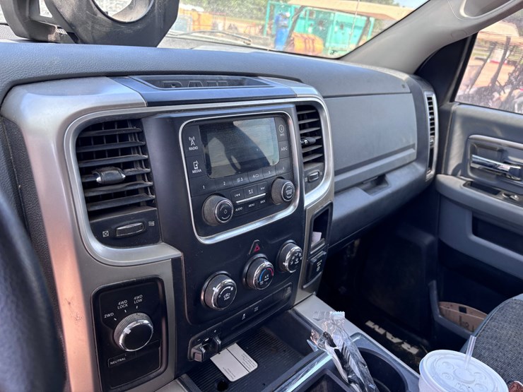 2013-dodge-ram-2500-image-9
