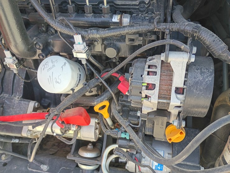 2024-bobcat-t650-image-21