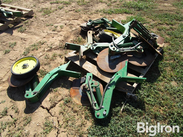 john-deere-14-image-1