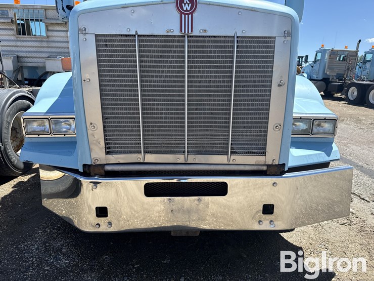 2012-kenworth-t800-image-10