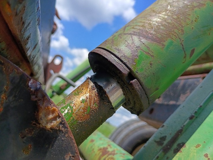 john-deere-2940-image-49
