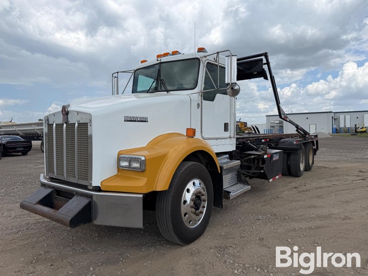 2002-kenworth-t800-image-1