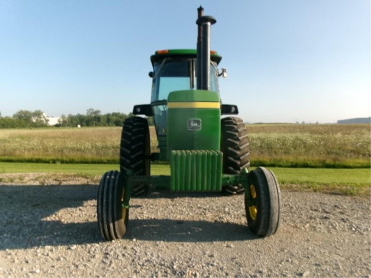 1976-john-deere-4430-image-26