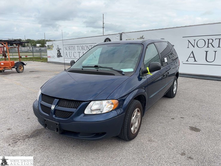 2002-dodge-caravan-image-1