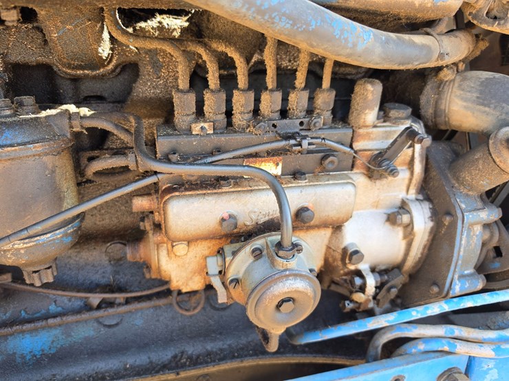1977-ford-9700-image-20