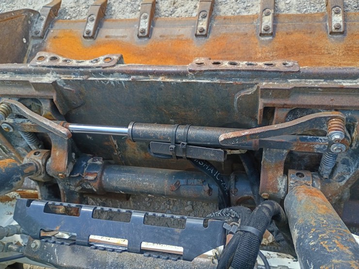 2022-bobcat-t66-image-66
