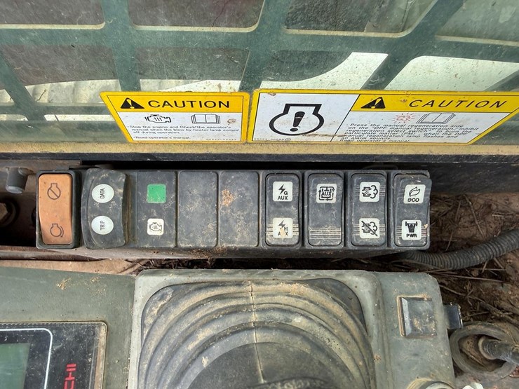 2016-takeuchi-tl10-image-23