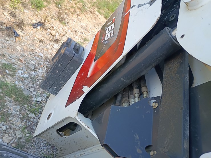 2022-bobcat-t66-image-74