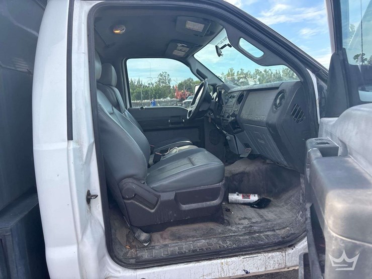 2016-ford-f350-image-18