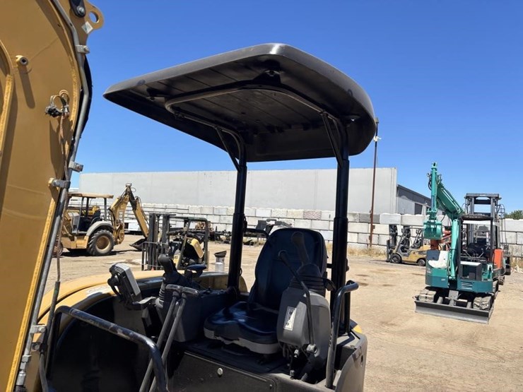 2017-caterpillar-304e2-cr-image-19