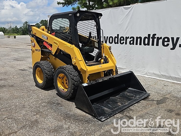 2022-caterpillar-232d-image-7
