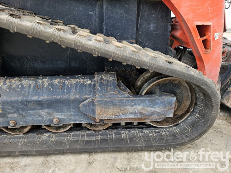 2023-kubota-svl97-2-image-9