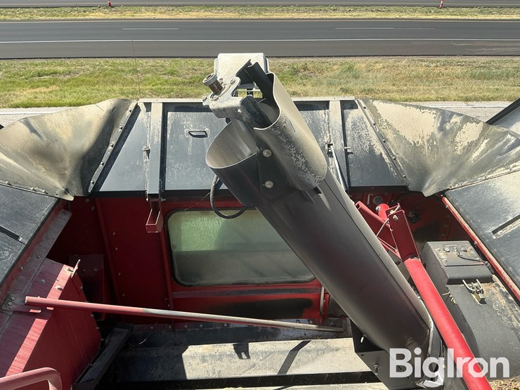2008-case-ih-5088-image-9