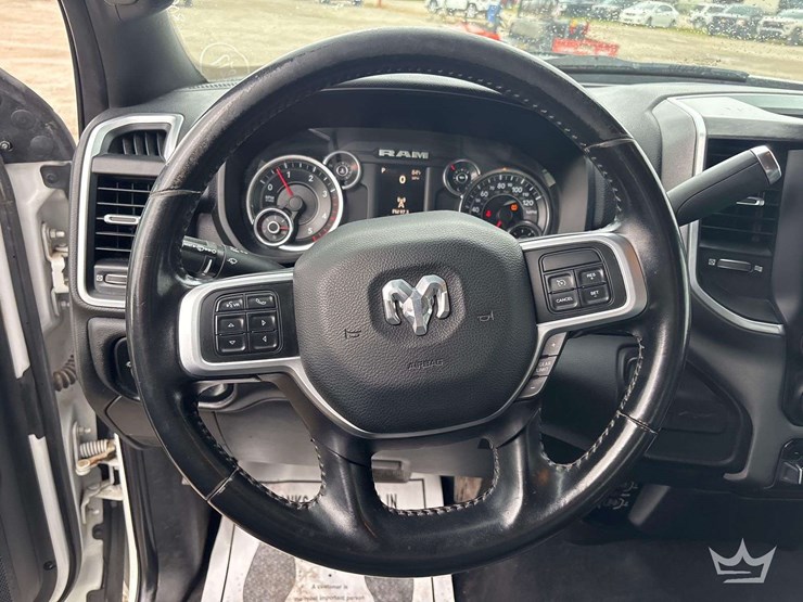2021-dodge-2500-image-13