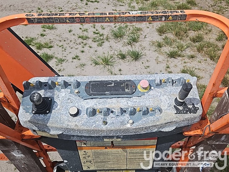 jlg-460sj-image-18