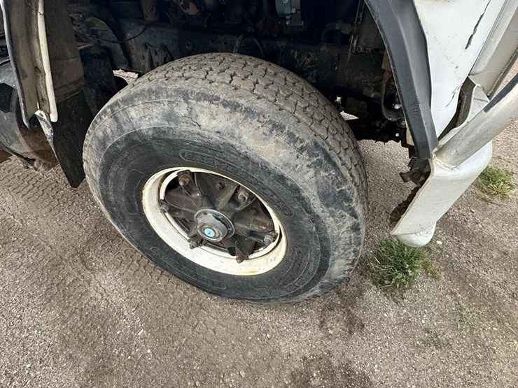1988-ford-l9000-image-33