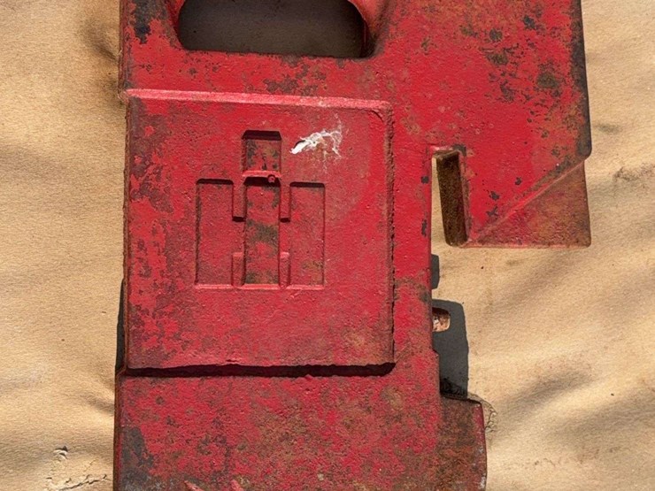 (2)-international-harvester-suitcase-weights-image-2