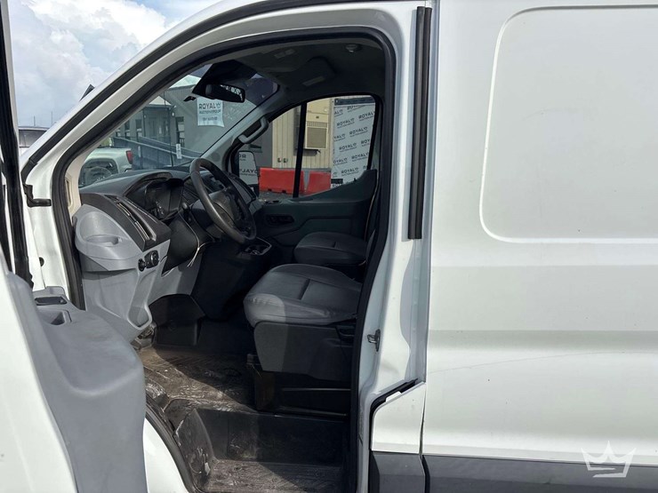 2018-ford-transit-image-11